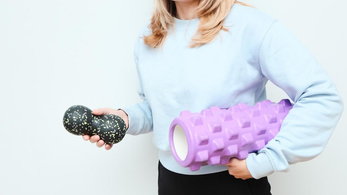 Foam Rolling Techniques to Improve Flexibility